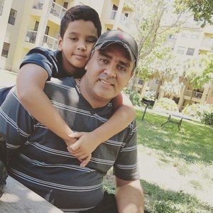 Meet your Posher, Rafael alexander